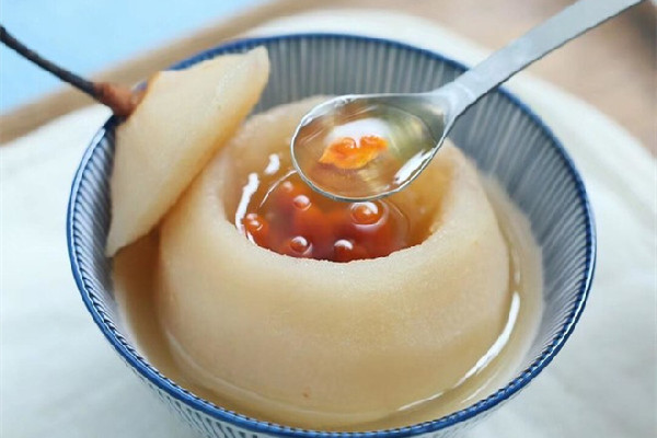 冰糖雪梨可以緩解喉嚨痛嗎 冰糖雪梨的功效和作用 冰糖雪梨可以緩解喉嚨痛嗎 冰糖雪梨的功效和作用