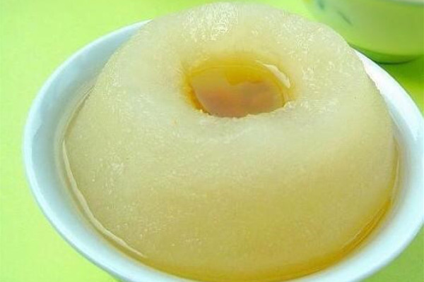 冰糖雪梨對支氣管炎有用嗎 冰糖雪梨對感冒有好處嗎