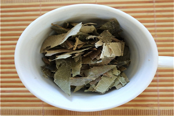 枇杷葉能治慢性支氣管炎嗎 枇杷葉能治咽喉炎嗎 枇杷葉能治慢性支氣管炎嗎 枇杷葉能治咽喉炎嗎