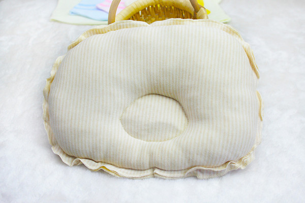 嬰兒多大可以枕枕頭 嬰兒枕枕頭的正確高度 嬰兒多大可以枕枕頭 嬰兒枕枕頭的正確高度