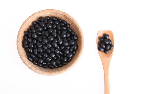 黑豆可以治脫發(fā)嗎 黑豆怎么吃治療脫發(fā) 黑豆可以治脫發(fā)嗎 黑豆怎么吃治療脫發(fā)