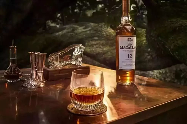 威士忌喝完頭疼嗎 威士忌喝下去什么感覺 威士忌喝完頭疼嗎 威士忌喝下去什么感覺