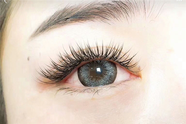 種睫毛后多久可以碰水 種睫毛后碰水了怎么辦 種睫毛后多久可以碰水 種睫毛后碰水了怎么辦