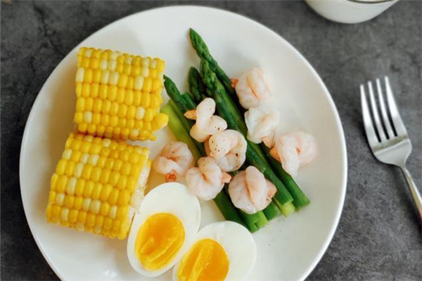 減脂餐是健身前吃還是健身后吃 減脂餐什么時(shí)候吃合適 減脂餐是健身前吃還是健身后吃 減脂餐什么時(shí)候吃合適