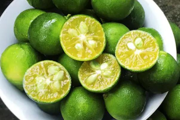 小金桔是小青檸嗎 小金桔是酸性還是堿性食物 小金桔是小青檸嗎 小金桔是酸性還是堿性食物