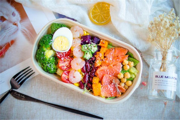 輕食是熱的還是涼的 輕食可以用微波爐加熱嗎 輕食是熱的還是涼的 輕食可以用微波爐加熱嗎