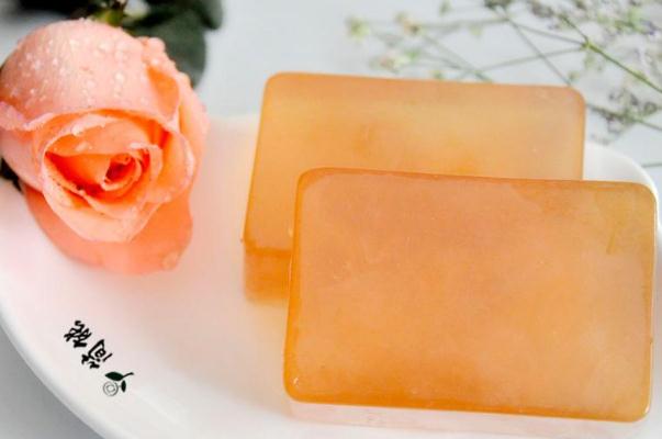 手工皂會(huì)不會(huì)傷害皮膚 手工皂長(zhǎng)期洗臉會(huì)不會(huì)皮膚過(guò)敏 手工皂會(huì)不會(huì)傷害皮膚 手工皂長(zhǎng)期洗臉會(huì)不會(huì)皮膚過(guò)敏