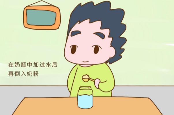 沖奶粉用什么水比較好 沖奶粉需要多少度的水最合適 沖奶粉用什么水比較好 沖奶粉需要多少度的水最合適