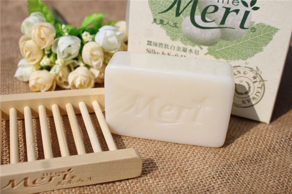 蠶絲皂可以去黑頭和粉刺嗎 蠶絲皂的功效和作用 蠶絲皂可以去黑頭和粉刺嗎 蠶絲皂的功效和作用