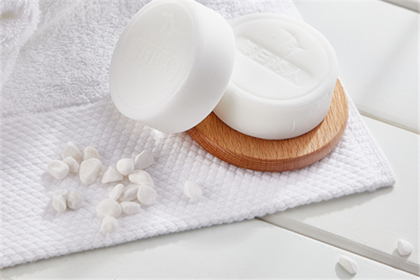 蠶絲皂可以去黑頭和粉刺嗎 蠶絲皂的功效和作用 蠶絲皂可以去黑頭和粉刺嗎 蠶絲皂的功效和作用