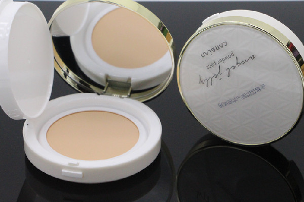 粉餅適合干皮還是油皮 粉餅適合冬天用嗎 粉餅適合干皮還是油皮 粉餅適合冬天用嗎