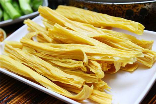 腐竹泡多久就不能吃了 泡好的腐竹可以隔夜吃嗎 腐竹泡多久就不能吃了 泡好的腐竹可以隔夜吃嗎