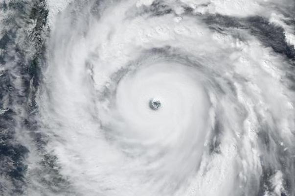 臺風(fēng)的預(yù)警信號分幾種 臺風(fēng)是氣旋還是反氣旋 臺風(fēng)的預(yù)警信號分幾種 臺風(fēng)是氣旋還是反氣旋