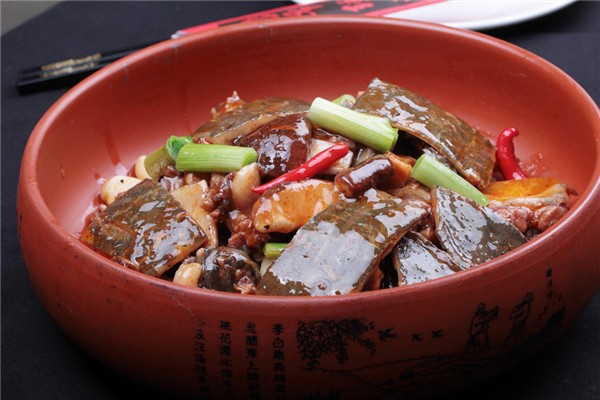 甲魚膽汁腌制甲魚能去腥嗎 甲魚膽汁的功效和作用 甲魚膽汁腌制甲魚能去腥嗎 甲魚膽汁的功效和作用