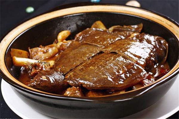 甲魚可以和雞一起燉嗎 甲魚和什么煲湯最有營(yíng)養(yǎng) 甲魚可以和雞一起燉嗎 甲魚和什么煲湯最有營(yíng)養(yǎng)