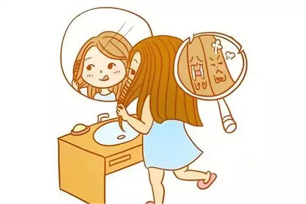 頭屑是因?yàn)轭^皮干燥嗎 頭屑是缺什么維生素 頭屑是因?yàn)轭^皮干燥嗎 頭屑是缺什么維生素