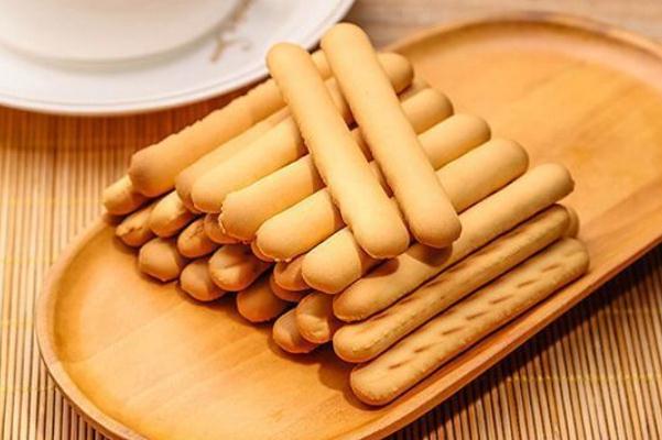 嬰兒磨牙棒有必要買(mǎi)嗎 嬰兒磨牙棒有害嗎 嬰兒磨牙棒有必要買(mǎi)嗎 嬰兒磨牙棒有害嗎