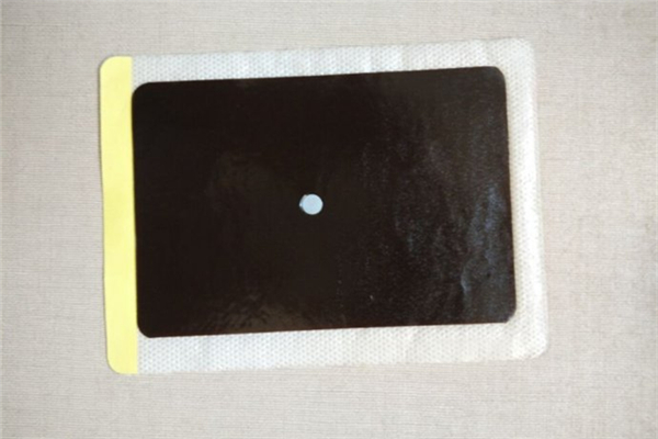 膏藥的膠怎么快速去除 膏藥撕下來(lái)很痛怎么辦