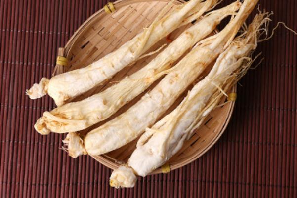 白參是什么參 白參是西洋參嗎 白參是什么參 白參是西洋參嗎