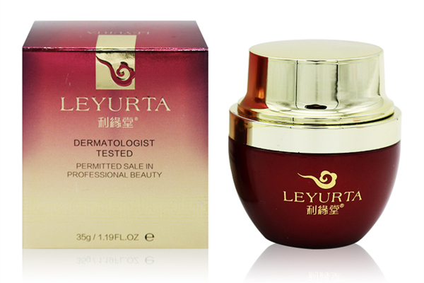 晚霜可以去黑眼圈嗎 晚霜有什么作用和功效 晚霜可以去黑眼圈嗎 晚霜有什么作用和功效