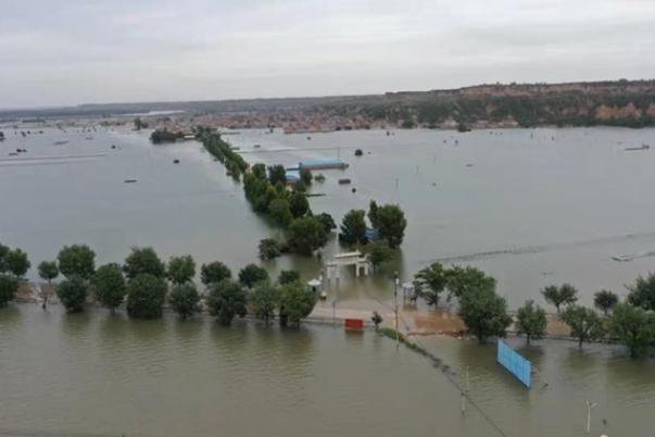 洪水來(lái)臨時(shí)如何自救 洪水來(lái)臨時(shí)哪個(gè)地方比較安全 洪水來(lái)臨時(shí)如何自救 洪水來(lái)臨時(shí)哪個(gè)地方比較安全