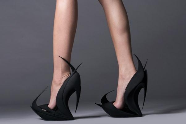 高跟鞋會越穿越松嗎 高跟鞋會導致腰間盤突出嗎 高跟鞋會越穿越松嗎 高跟鞋會導致腰間盤突出嗎