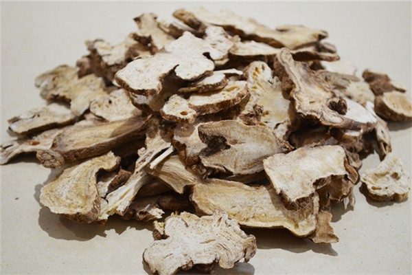 白術炒與不炒的區(qū)別 白術炒的好還是不炒的好 白術炒與不炒的區(qū)別 白術炒的好還是不炒的好