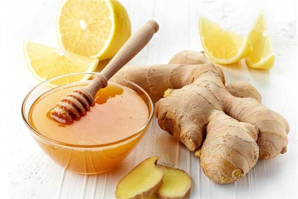 生姜洗發(fā)水對脫發(fā)有效果嗎 生姜洗發(fā)水真的能脫發(fā)嗎 生姜洗發(fā)水對脫發(fā)有效果嗎 生姜洗發(fā)水真的能脫發(fā)嗎