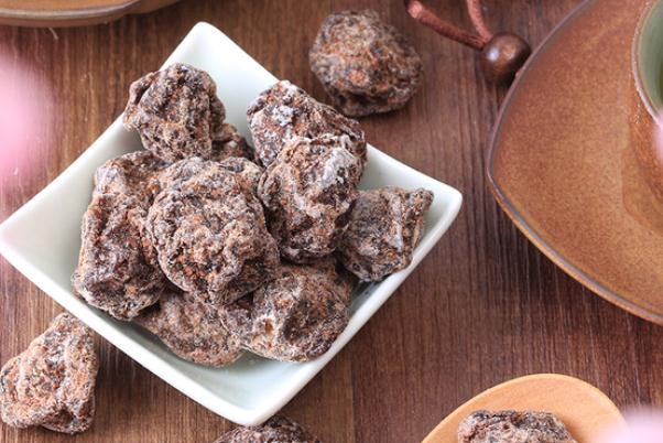 話梅可以緩解嘔吐嗎 話梅可以緩解暈車嗎 話梅可以緩解嘔吐嗎 話梅可以緩解暈車嗎