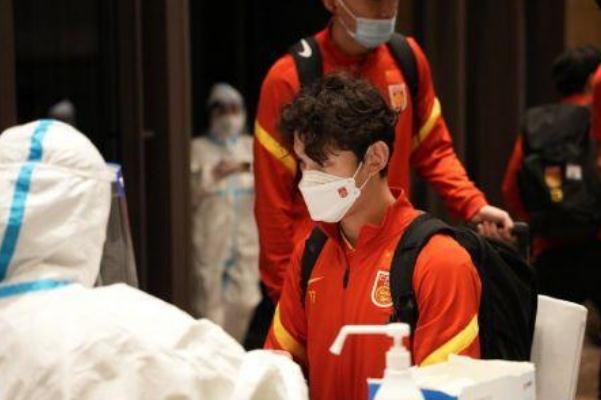 國足歸化球員什么意思 國足能夠踢進(jìn)世界杯嗎 國足歸化球員什么意思 國足能夠踢進(jìn)世界杯嗎