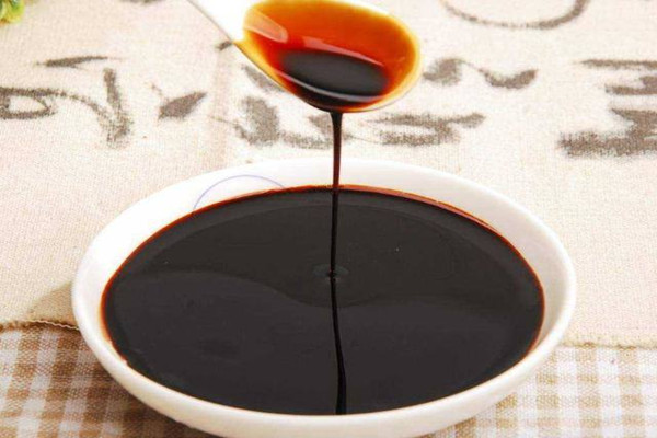 醬油有沉淀物能吃嗎 醬油有什么營養(yǎng)價值 醬油有沉淀物能吃嗎 醬油有什么營養(yǎng)價值