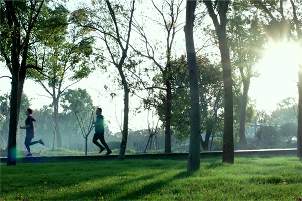 晨跑什么季節(jié)好 晨跑最佳時(shí)間是幾點(diǎn) 晨跑什么季節(jié)好 晨跑最佳時(shí)間是幾點(diǎn)