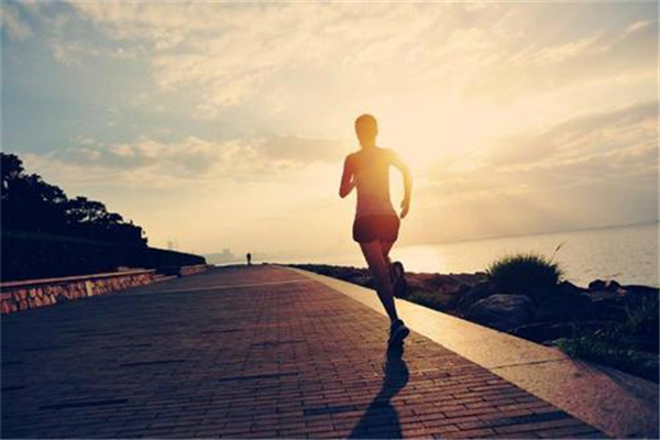 晨跑會讓腿變粗嗎 晨跑有什么壞處 晨跑會讓腿變粗嗎 晨跑有什么壞處