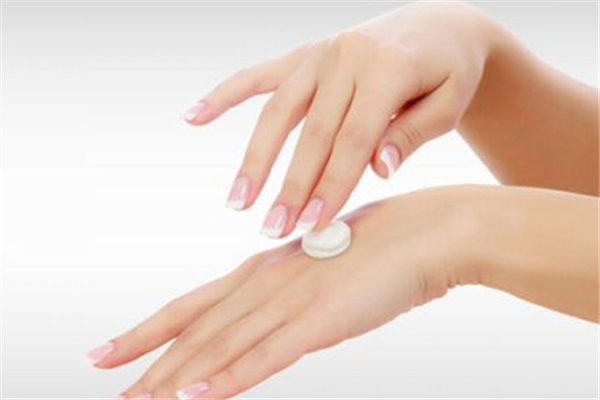 手部細(xì)紋多怎么改善 手部細(xì)紋多什么原因 手部細(xì)紋多怎么改善 手部細(xì)紋多什么原因