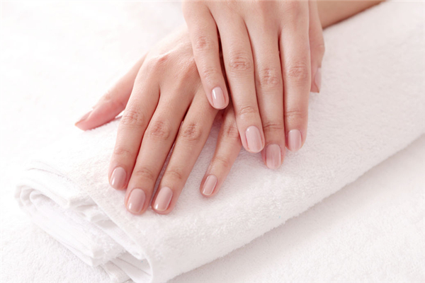 手部精華液有用嗎 手部精華液哪個(gè)牌子的好 手部精華液有用嗎 手部精華液哪個(gè)牌子的好