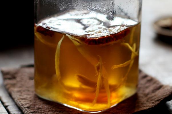 紅糖姜茶放多少紅糖 紅糖姜茶要去皮嗎 紅糖姜茶放多少紅糖 紅糖姜茶要去皮嗎