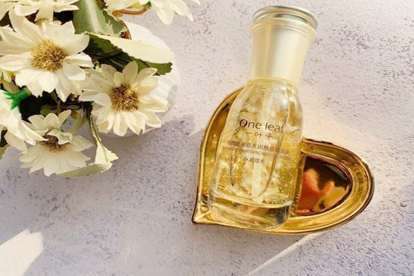 一葉子熬夜精華白天可以用嗎 一葉子熬夜精華到底好不好 一葉子熬夜精華白天可以用嗎 一葉子熬夜精華到底好不好