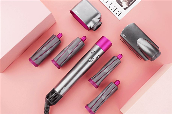 卷發(fā)棒對頭發(fā)的傷害大嗎 卷發(fā)棒怎么卷頭發(fā)好看 卷發(fā)棒對頭發(fā)的傷害大嗎 卷發(fā)棒怎么卷頭發(fā)好看