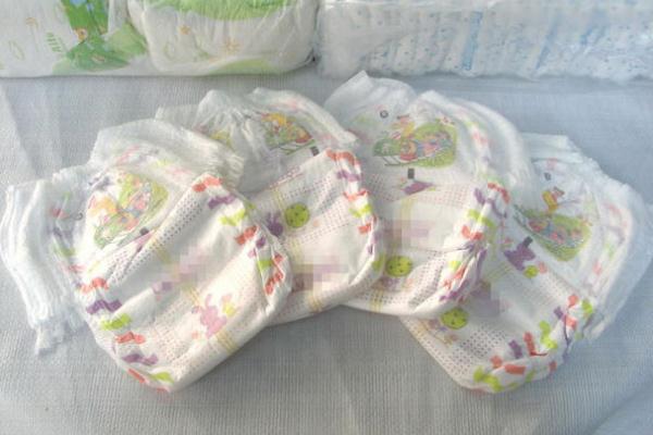 拉拉褲穿到幾歲 拉拉褲哪個(gè)牌子好用 拉拉褲穿到幾歲 拉拉褲哪個(gè)牌子好用