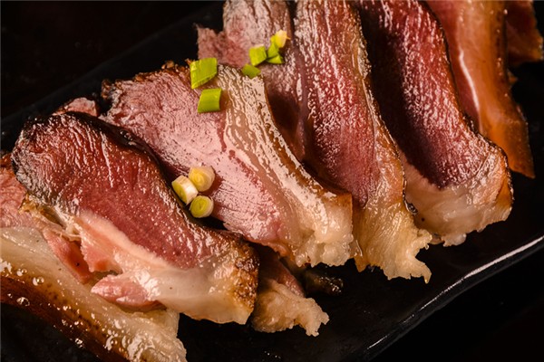 臘肉的皮很硬怎么處理 臘肉有營養(yǎng)嗎 臘肉的皮很硬怎么處理 臘肉有營養(yǎng)嗎