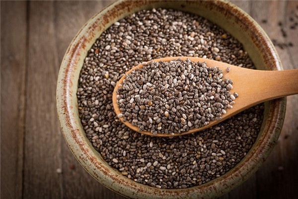 奇亞籽對(duì)減肥有幫助嗎 奇亞籽減肥正確吃法 奇亞籽對(duì)減肥有幫助嗎 奇亞籽減肥正確吃法