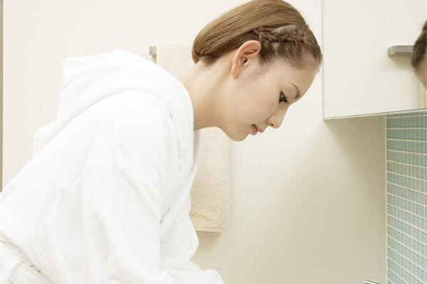 洗臉可以讓皮膚變好嗎 洗臉加什么可以美白 洗臉可以讓皮膚變好嗎 洗臉加什么可以美白