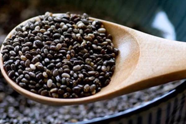 奇亞籽的功效與作用 奇亞籽減肥怎么吃 奇亞籽的功效與作用 奇亞籽減肥怎么吃