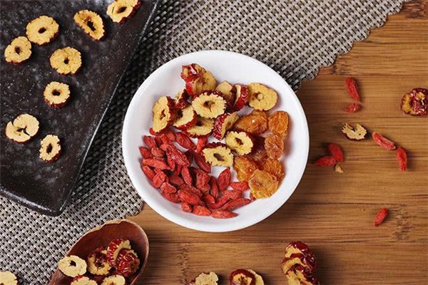 氣血不足吃什么好食補(bǔ) 氣血不足食療有哪些 氣血不足吃什么好食補(bǔ) 氣血不足食療有哪些