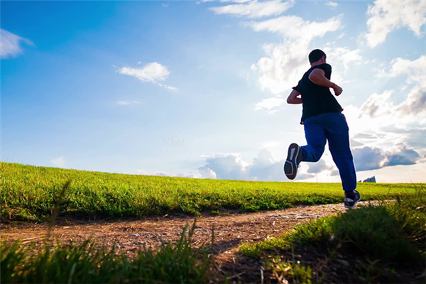 夜跑一般跑多少公里 夜跑要注意哪些事項 夜跑一般跑多少公里 夜跑要注意哪些事項