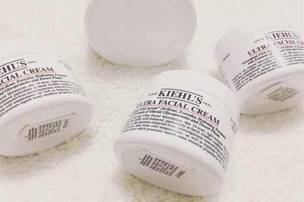 科顏氏高保濕面霜的功效 科顏氏高保濕面霜的主要成分 科顏氏高保濕面霜的功效 科顏氏高保濕面霜的主要成分