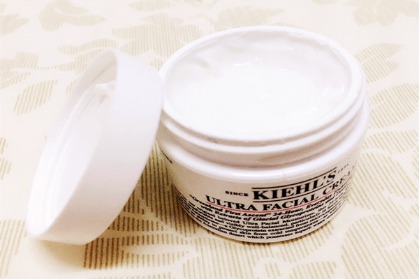 科顏氏高保濕面霜的功效 科顏氏高保濕面霜的主要成分 科顏氏高保濕面霜的功效 科顏氏高保濕面霜的主要成分