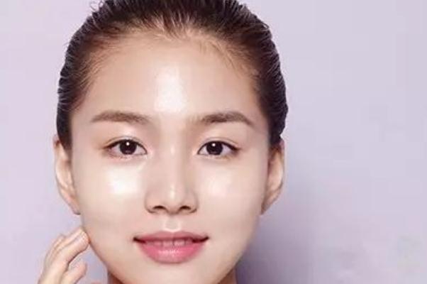 敏感肌要用洗面奶嗎 敏感肌用什么洗臉奶好 敏感肌要用洗面奶嗎 敏感肌用什么洗臉奶好