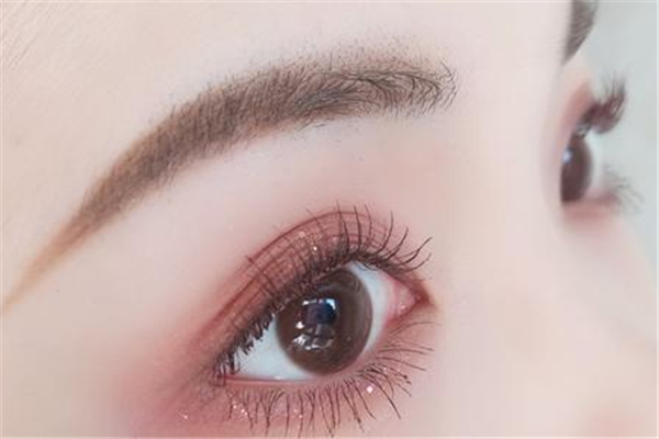 美瞳對眼睛傷害大嗎 美瞳購買注意事項(xiàng) 美瞳對眼睛傷害大嗎 美瞳購買注意事項(xiàng)