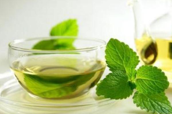 綠茶是濃茶還是淡茶 綠茶和濃茶有什么區(qū)別 綠茶是濃茶還是淡茶 綠茶和濃茶有什么區(qū)別